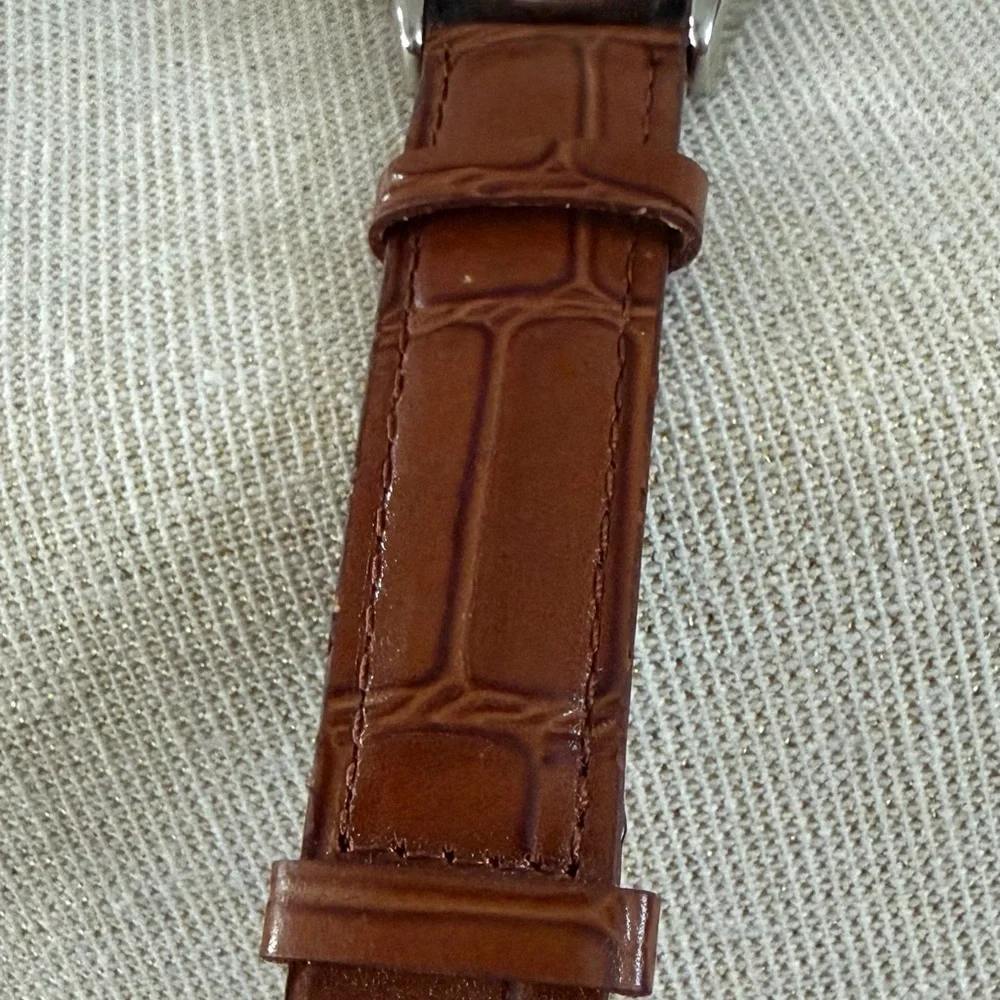 Croton Black Leather Watch Strap - works just put new battery in it.
